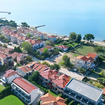 Feriehus Guedin Sea Side Maisonette, *