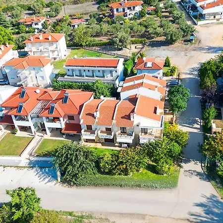 Feriehus Guedin Sea Side Maisonette,
