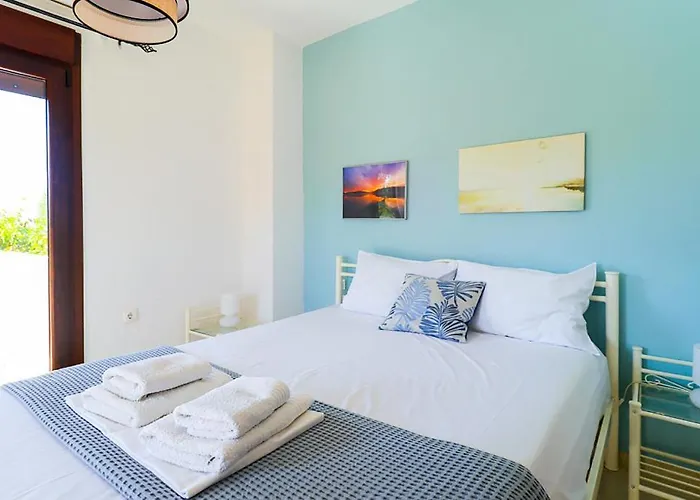 Guedin Sea Side Maisonette, Σπίτι διακοπών Νικήτη