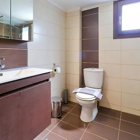 Guedin Sea Side Maisonette, * Nikiti (Sithonia)